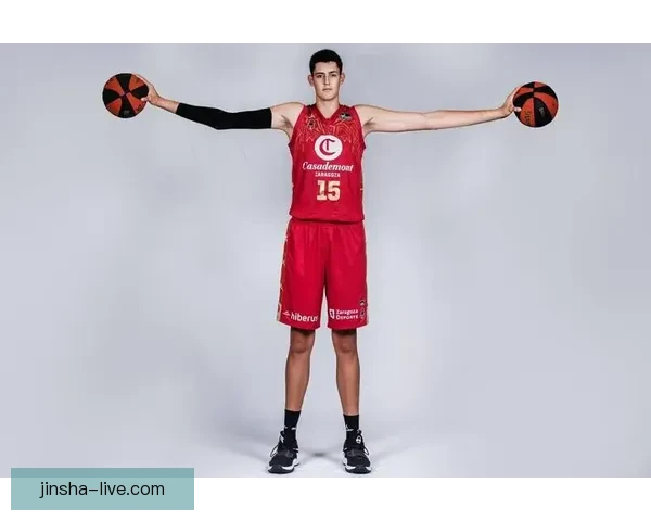 球探惊叹文班亚马颠覆认知教练称其封锁亚历山大中投统治力全面压制 球探惊叹文班亚马颠覆认知教练称其封锁亚历山大中投统治力全面压制